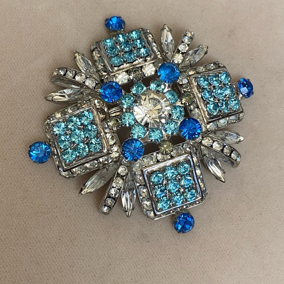 Vintage Blue & Clear Large Rhinestone Brooch - Picture 2 of 13